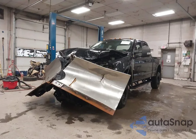 1FTHX3B62HED63495: 44114784