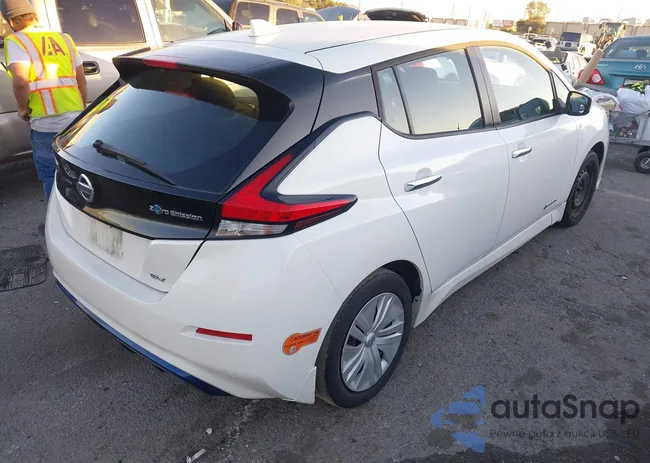 1N4AZ1CP8KC313412: 44114799