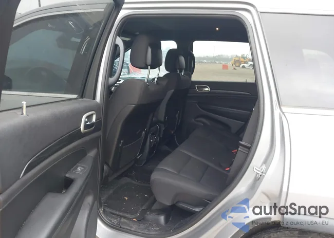 1C4RJEAG3LC245052: 44114856