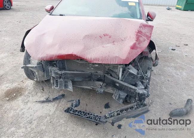 3KPF24AD5ME400730: 44114860