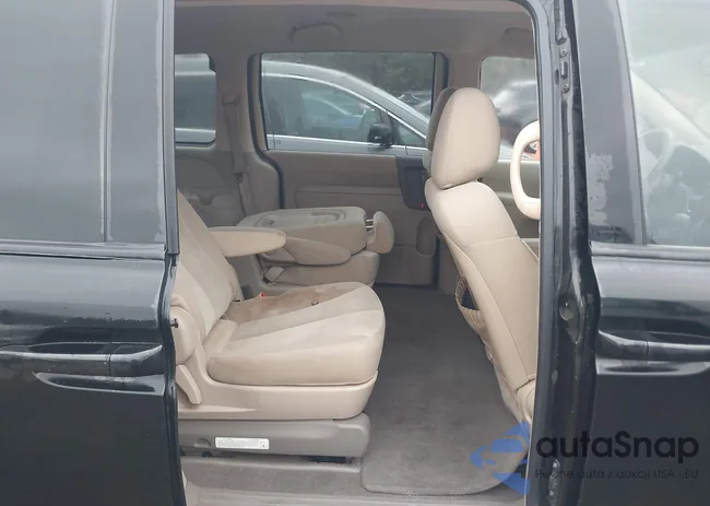 KNDMG4C38A6349268: 44114886