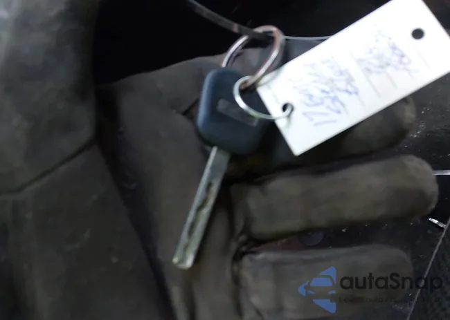 1GTV2MEC4HZ301758: 44114911