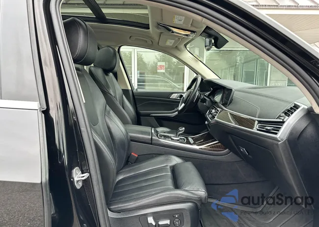 5UXCW2C04L9B56689: 44114956