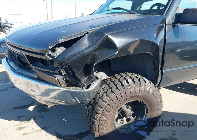 1GTEC14W1WZ553181: 44114961