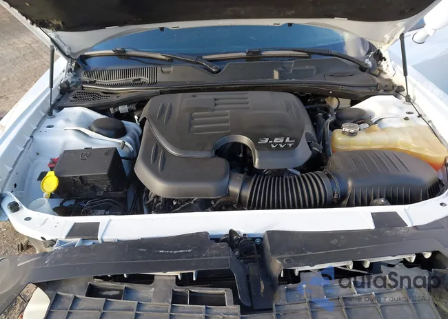 2C3CDZAG7GH352732: 44114970