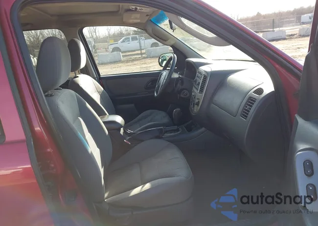 1FMYU93125KA90999: 44115052