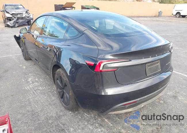 5YJ3E1EB2SF897647: 44115100