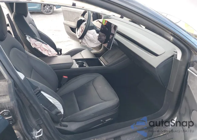 5YJ3E1EB2SF897647: 44115100