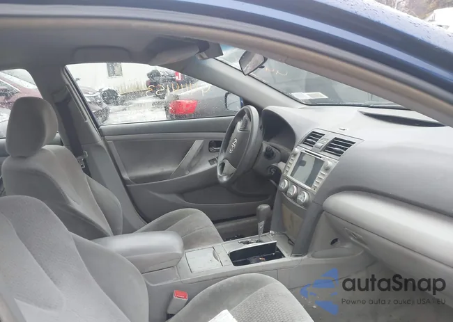 4T1BF3EK4AU557275: 44114153