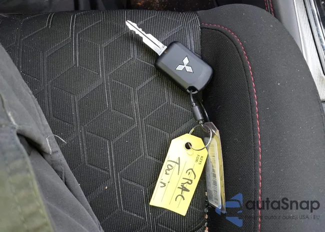 JA4ARUAUXSU007952: 44114155