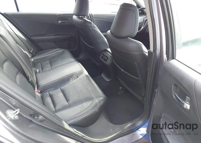 1HGCR2F83FA096187: 44114208