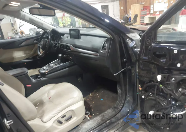 JM3TCBCY0J0223195: 44114229