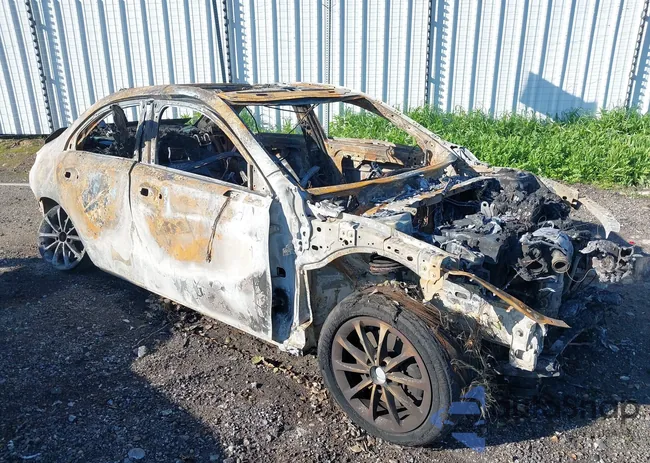 WDD3G4EB8KW027222: 44114289