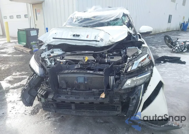 JN8BT3BB9NW333404: 44114292