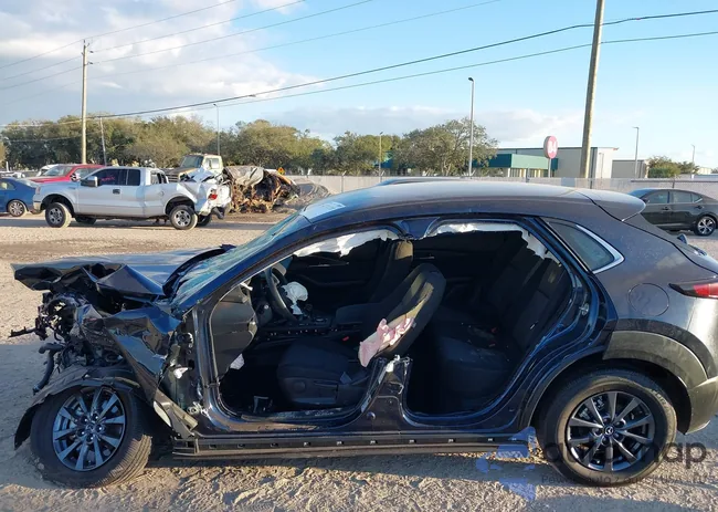 3MVDMBAM6SM778675: 44114318