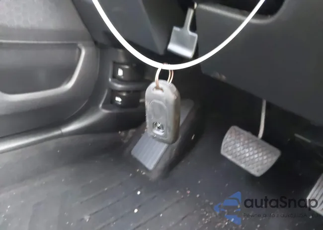 7FARW2H58JE014138: 44114404