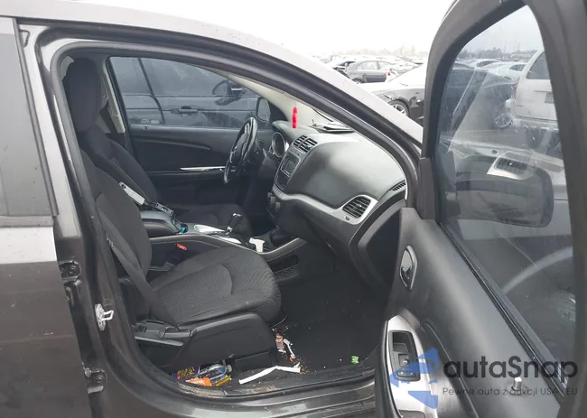 3C4PDCBB2HT558367: 44114451