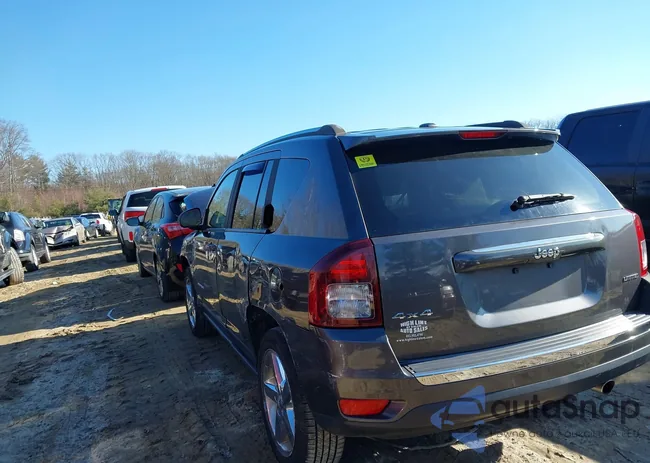 1C4NJDCB5ED788913: 44115518