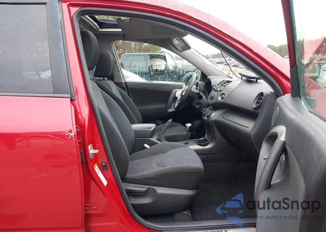 JTMRF4DV9B5048136: 44115526