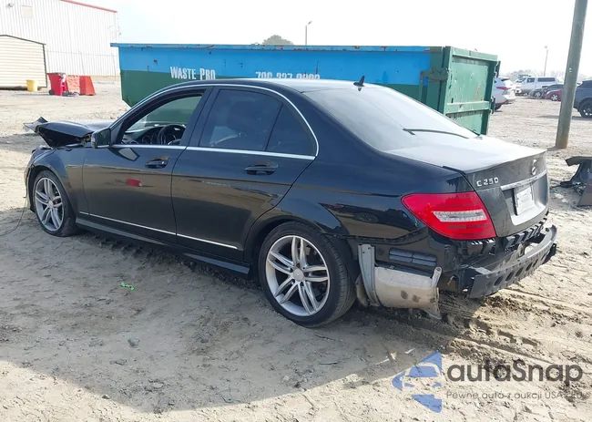 WDDGF4HBXER309915: 44115563