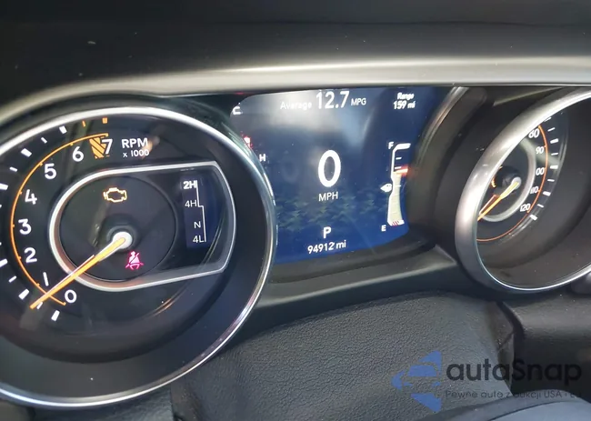 1C4HJXDG7KW557004: 44115584