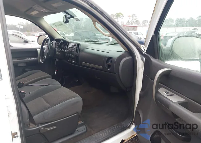 2GCEK13C681106075: 44115651