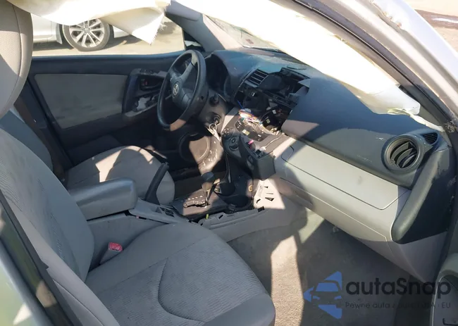 2T3ZF4DV6AW032418: 44115845