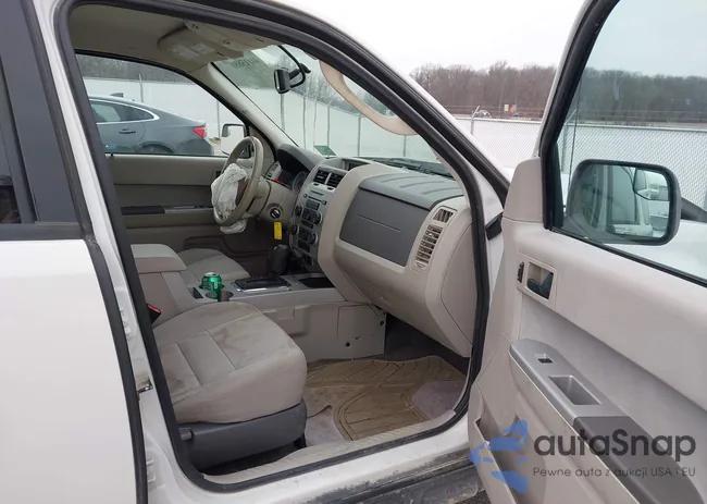 1FMCU9D73CKB35085: 44115880