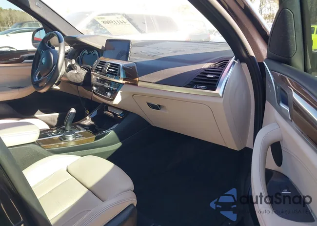 5UXTR7C58KLR52148: 44115908