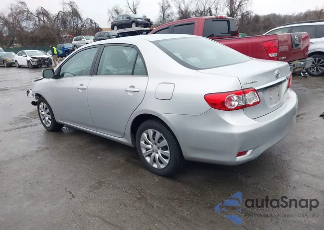 2T1BU4EE8DC087957: 44115915