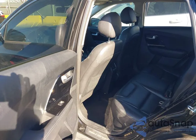 KNDCE3LC7H5077033: 44115922