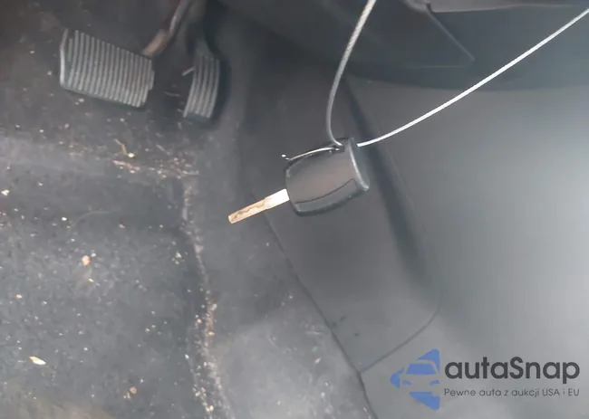 1FADP3F27GL201870: 44115926