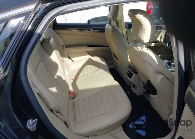 1FA6P0HD1G5103296: 44115973