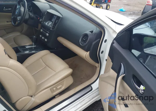 1N4AA5AP0EC475590: 44116049