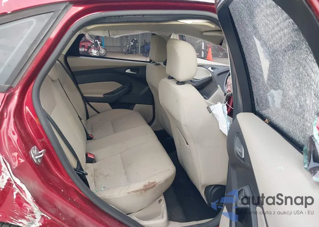 1FADP3F25HL244640: 44116065