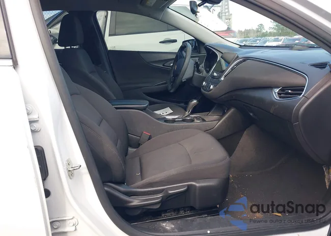 1G1ZD5ST2LF039408: 44116102