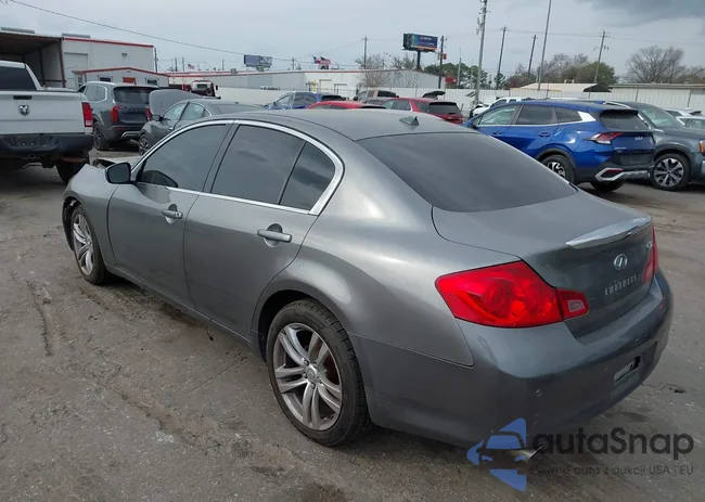 JN1CV6AR4DM765230: 44115177