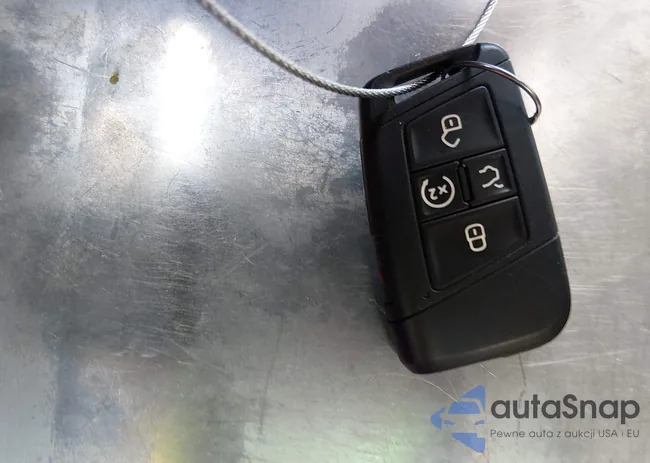 3VV2B7AX2LM104600: 44115292