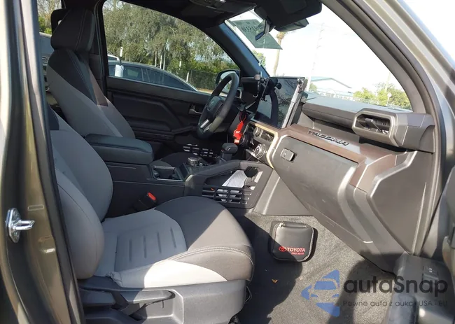 3TMLB5JN0SM112425: 44115330