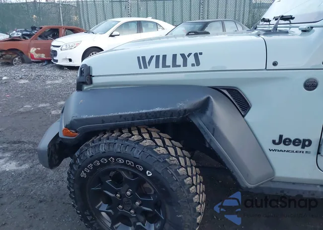 1C4HJXDG6PW664763: 44115345