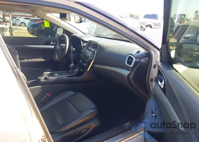 1N4AA6AP7GC414231: 44115352