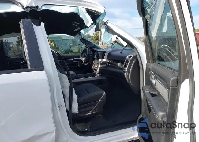 1C6SRFBT7KN886467: 44115386