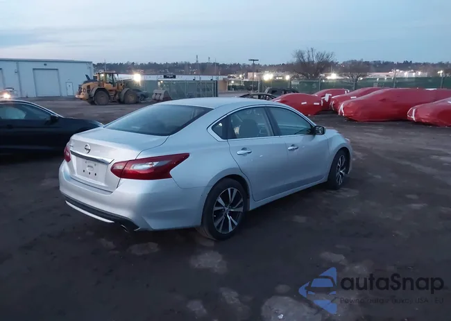 1N4AL3AP6JC256707: 44116518