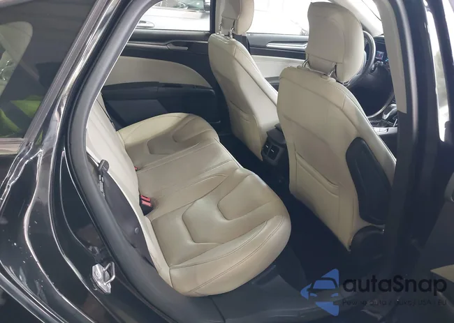 3FA6P0SU1ER288436: 44116561