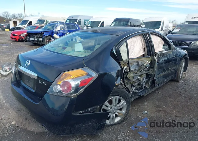 1N4AL2AP2BN475342: 44116614