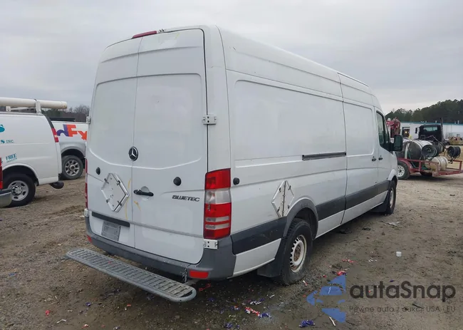 WD3PE8CB2C5704133: 44116714