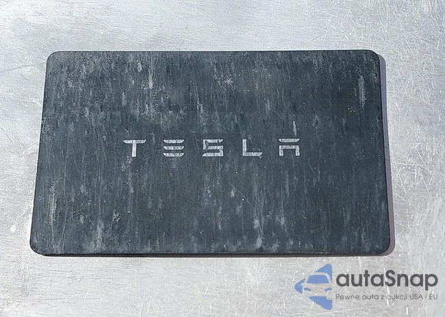 5YJ3E1EA2PF556473: 44116720