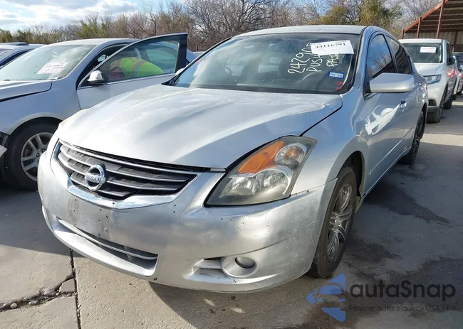 1N4AL2AP5CC242908: 44116791