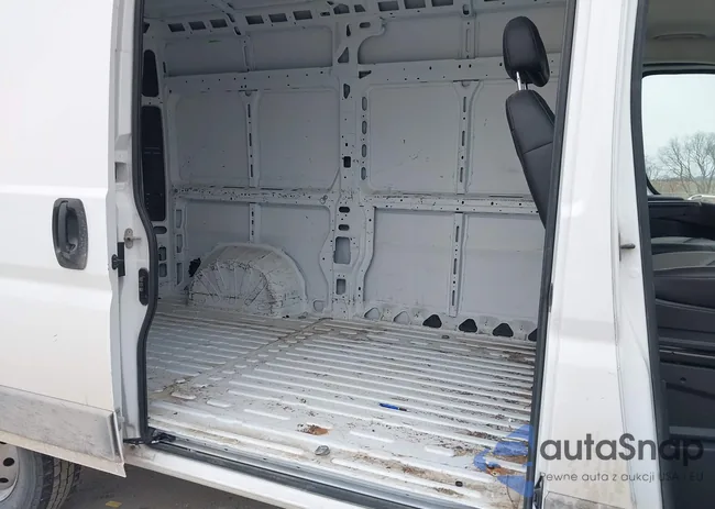 3C6TRVBG9LE138987: 44116793