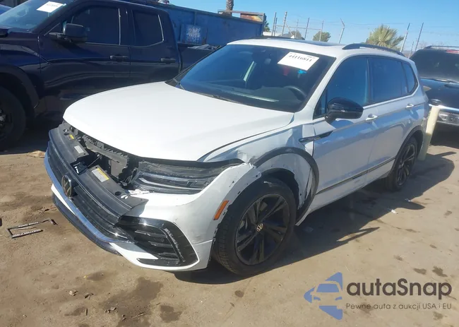 3VVCB7AX1RM138654: 44116811